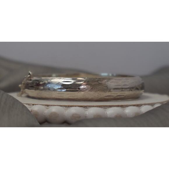 Vintage Sterling Silver 925 Bangle Bracelet 15.10G / 7in / 11.5mm - Picture 1 of 6